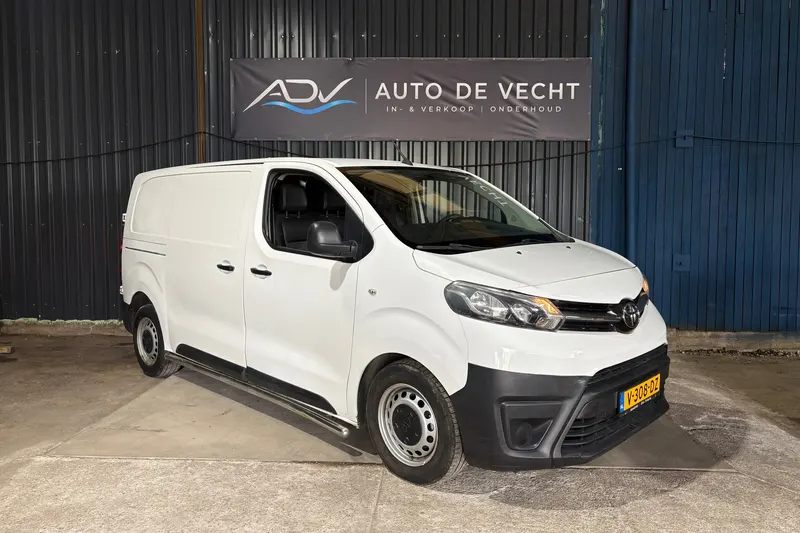 Toyota ProAce Worker (2017)