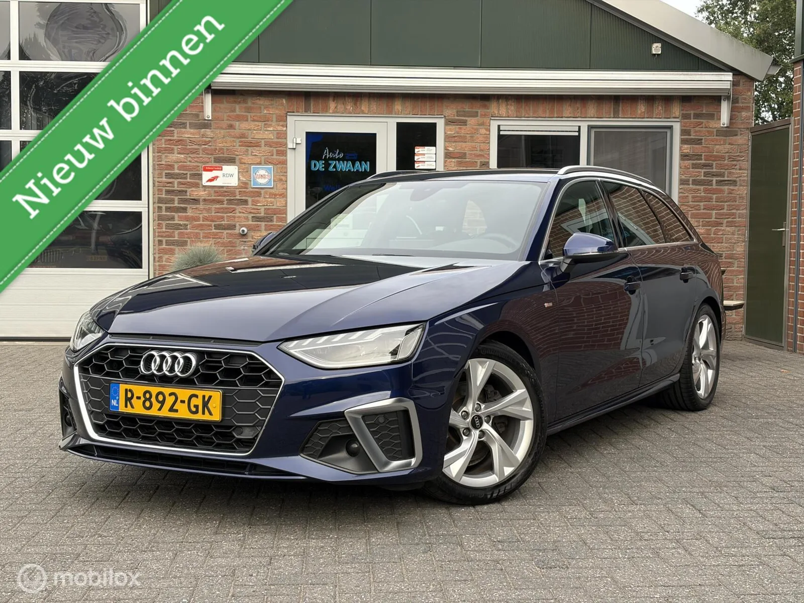 Audi A4 (2022) — foto 1