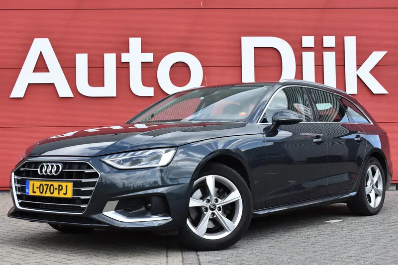 Audi A4 (2021)