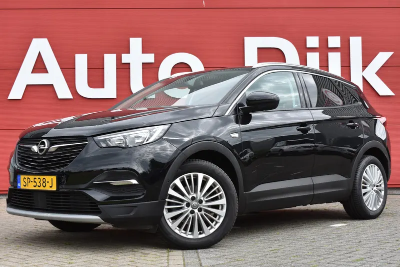 Opel Grandland X (2018)