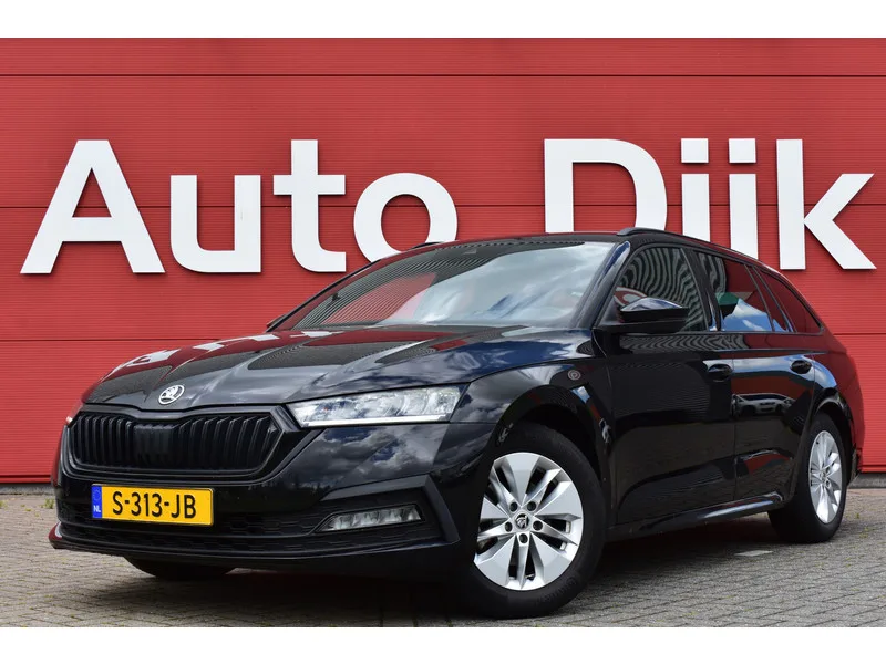 Škoda Octavia (2023) — foto 1