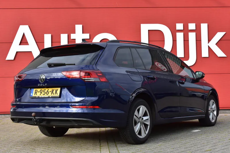 Volkswagen Golf (2022)