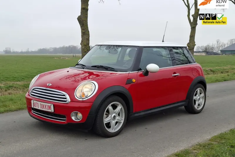 MINI Cooper (2009)
