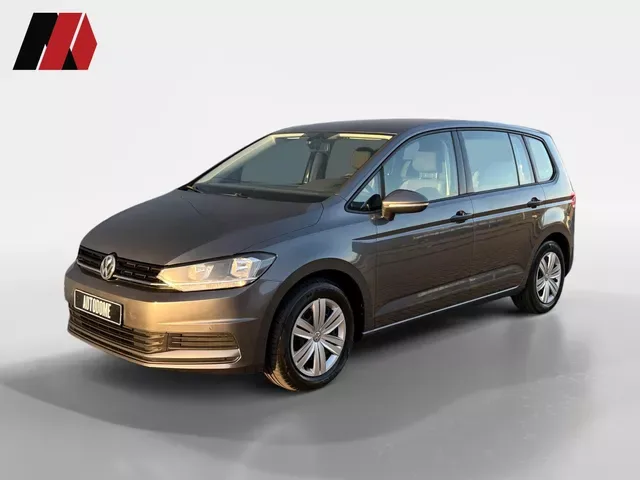 Volkswagen Touran (2017) — foto 1