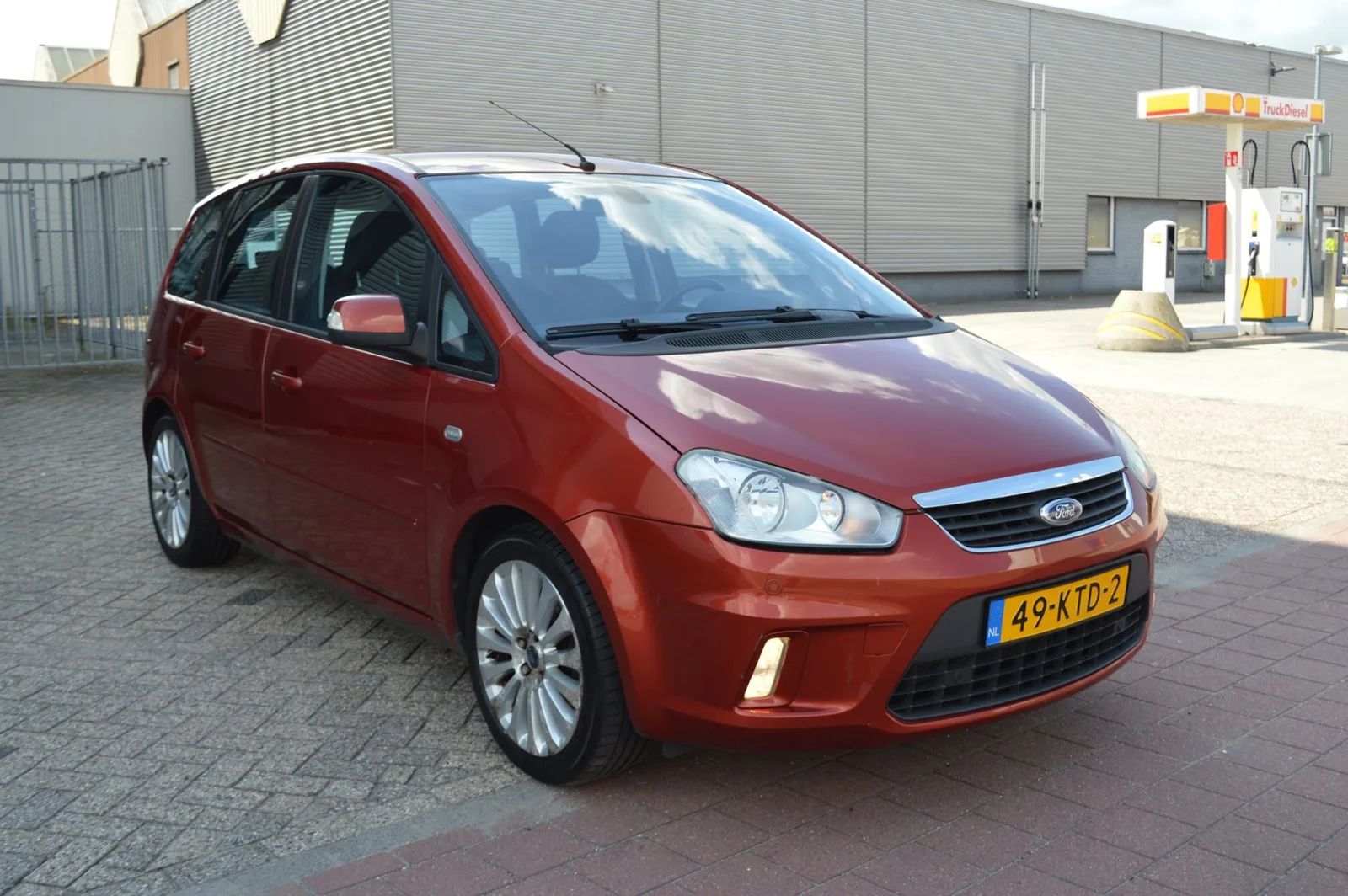 Ford C-Max (2010) — foto 1