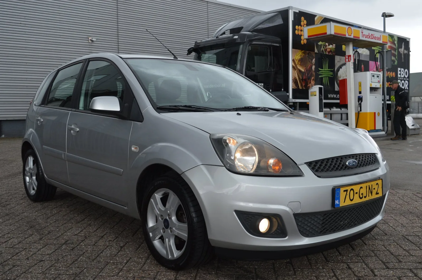 Ford Fiesta (2008) — foto 1