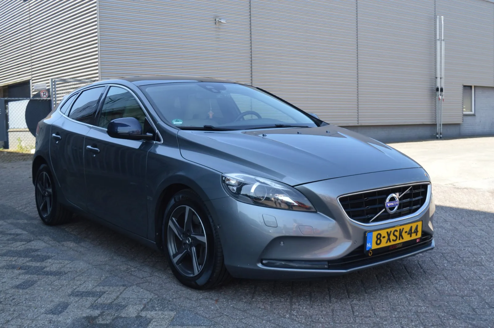 Volvo V40 (2014) — foto 1
