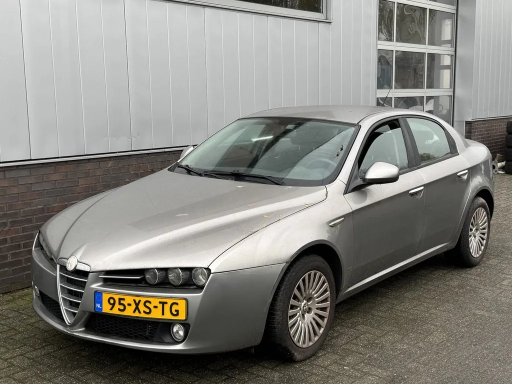 Alfa Romeo 159 (2007) — foto 1