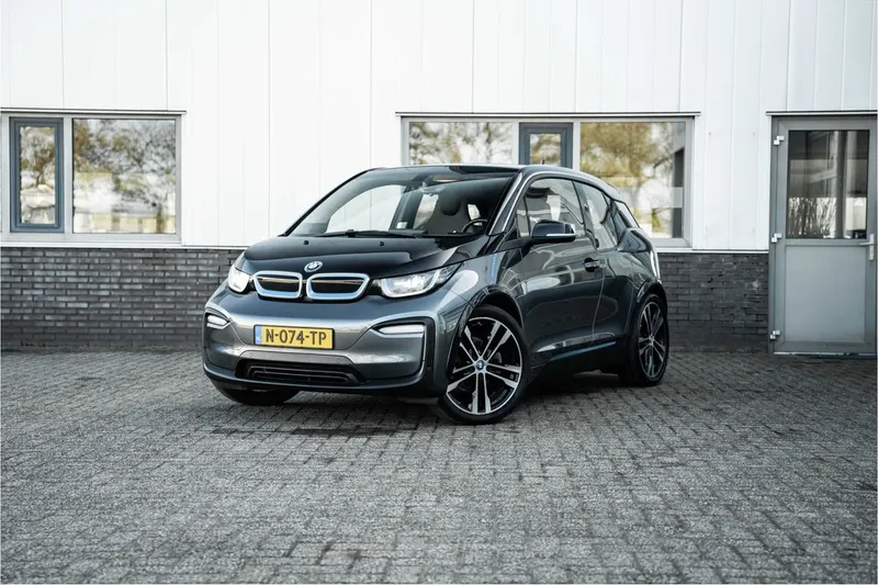 BMW i3 (2022)