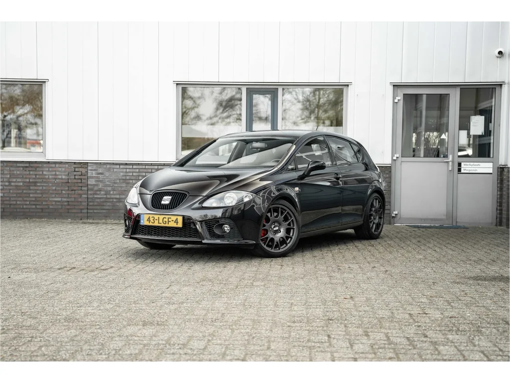 SEAT Leon (2010) — foto 1