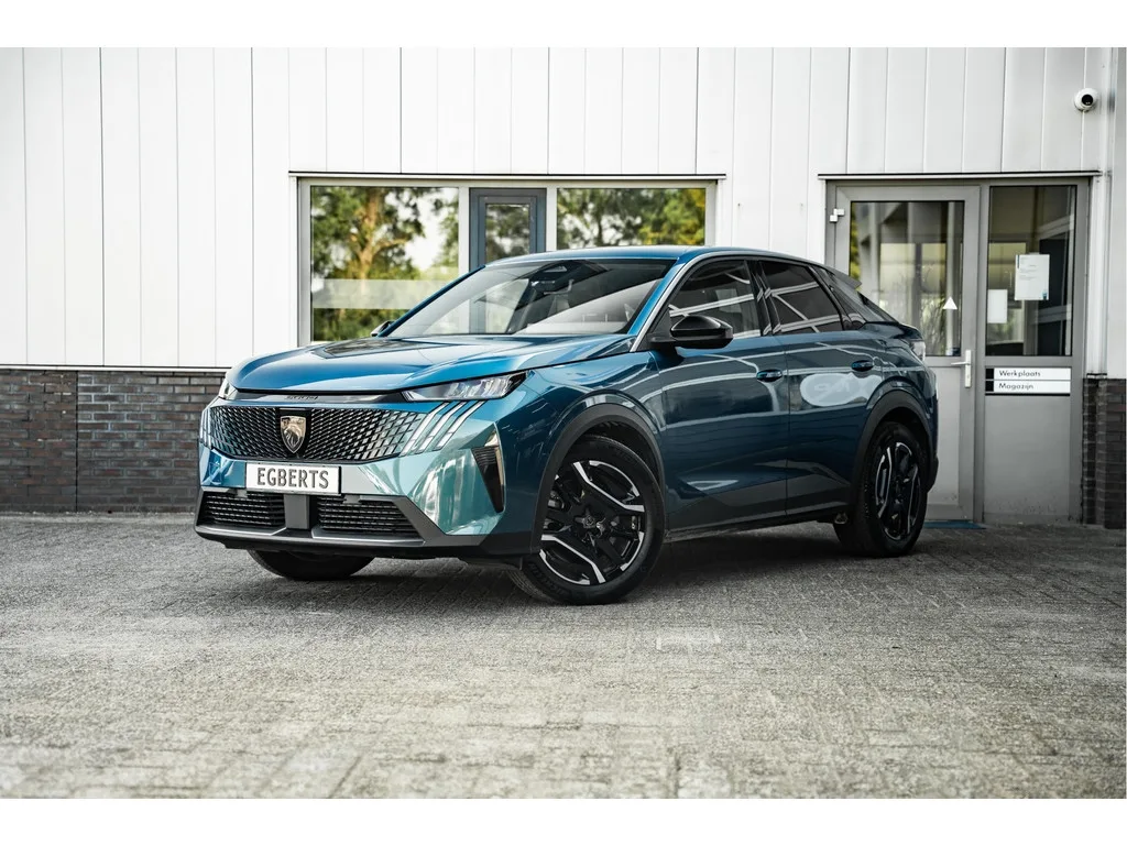 Peugeot e-3008 (2024) — foto 1