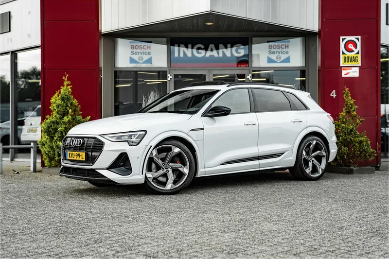 Audi e-tron (2021)