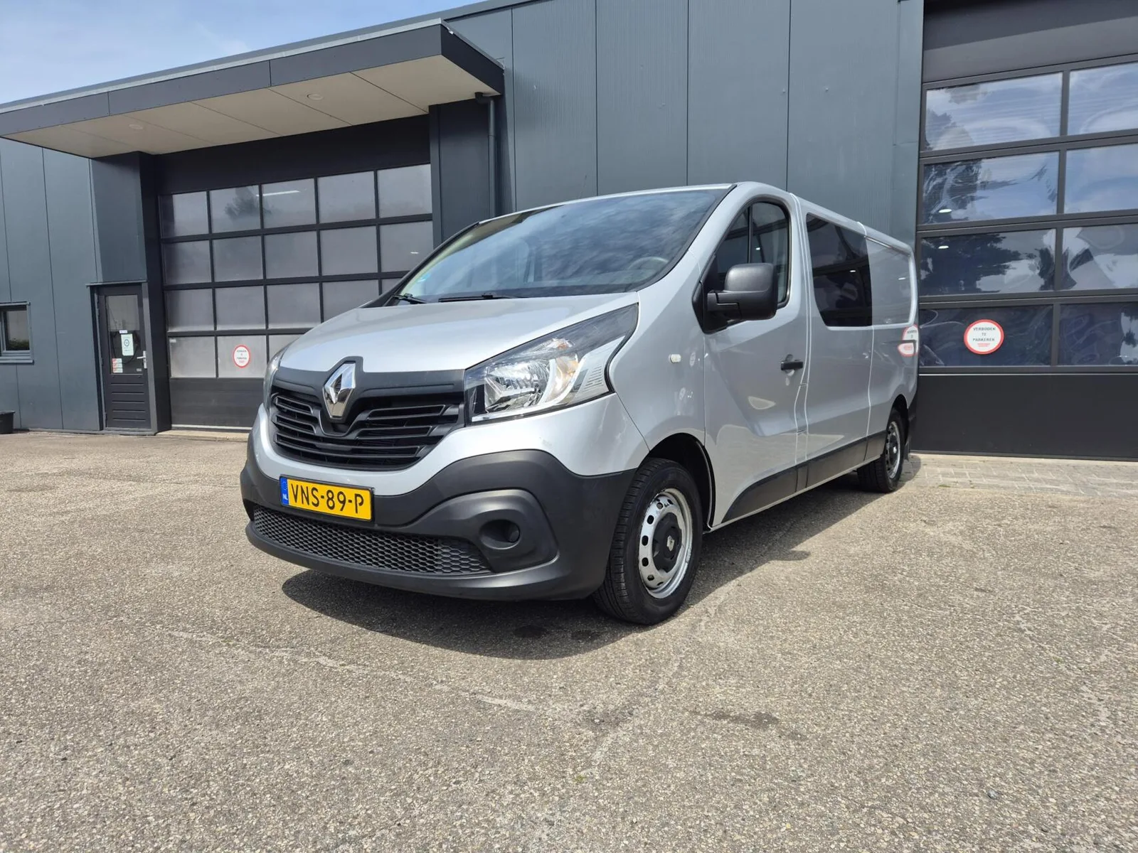 Renault Trafic (2016) — foto 1