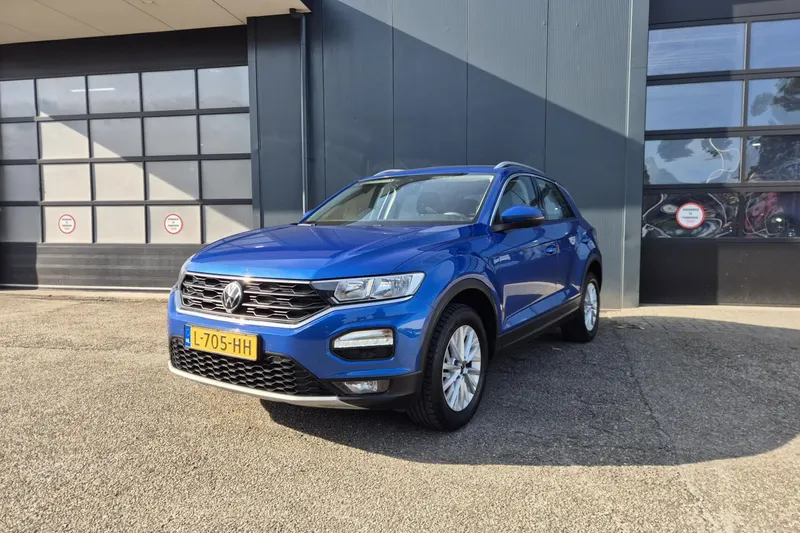 Volkswagen T-Roc (2021)