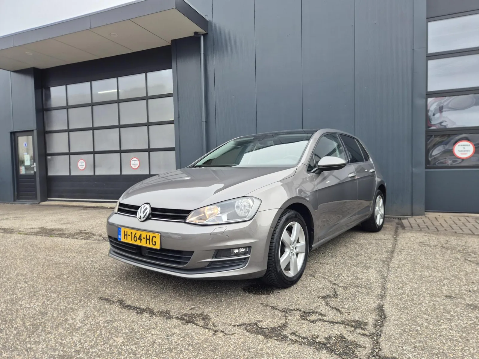 Volkswagen Golf (2013) — foto 1