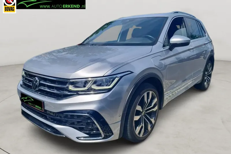 Volkswagen Tiguan (2022)