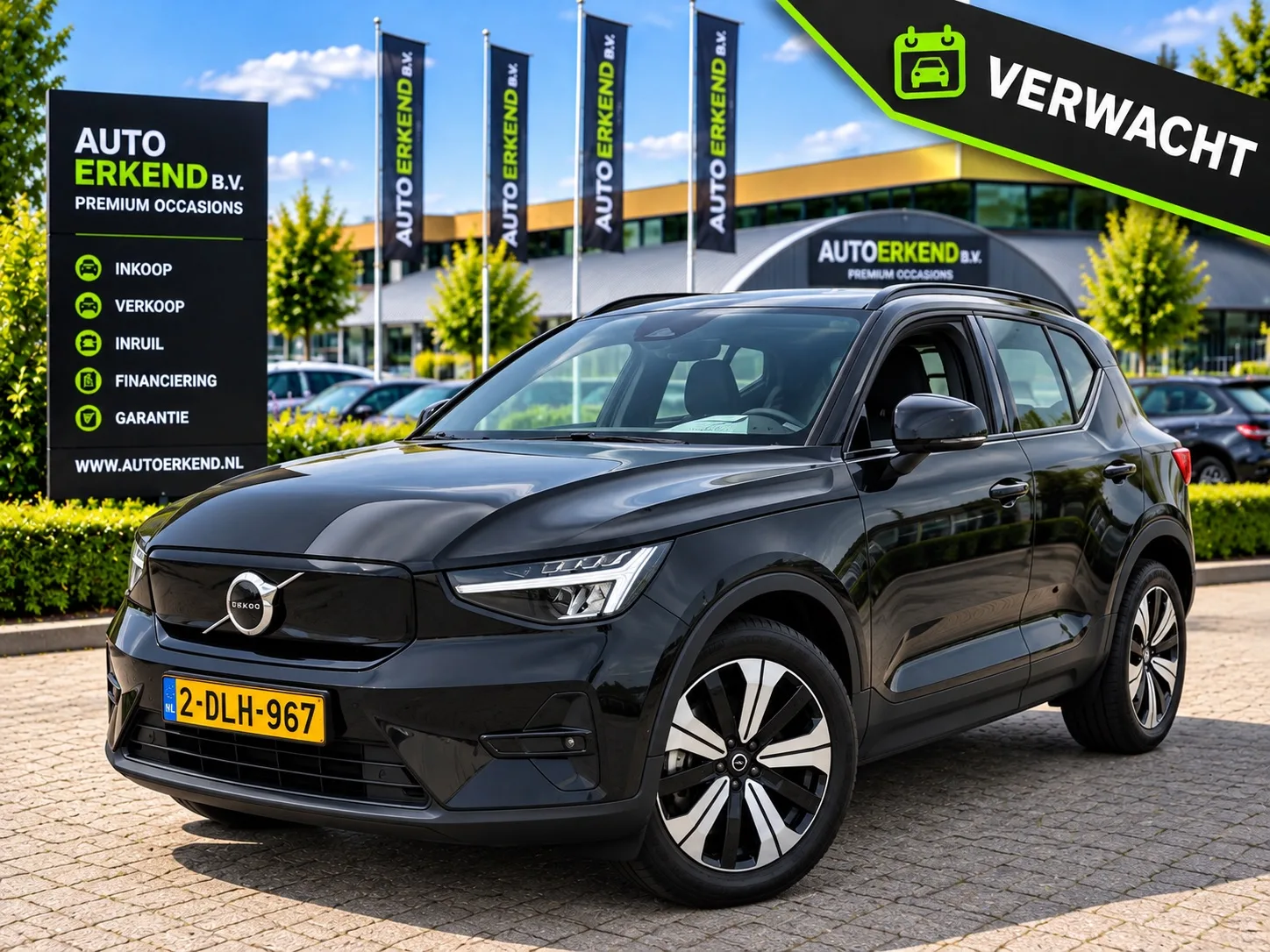 Volvo XC40 (2023) — foto 1
