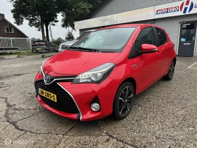 Toyota Yaris (2015) — foto 1