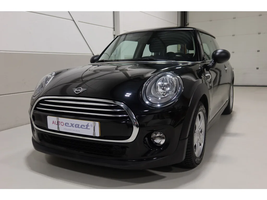 MINI One (2018) — foto 1