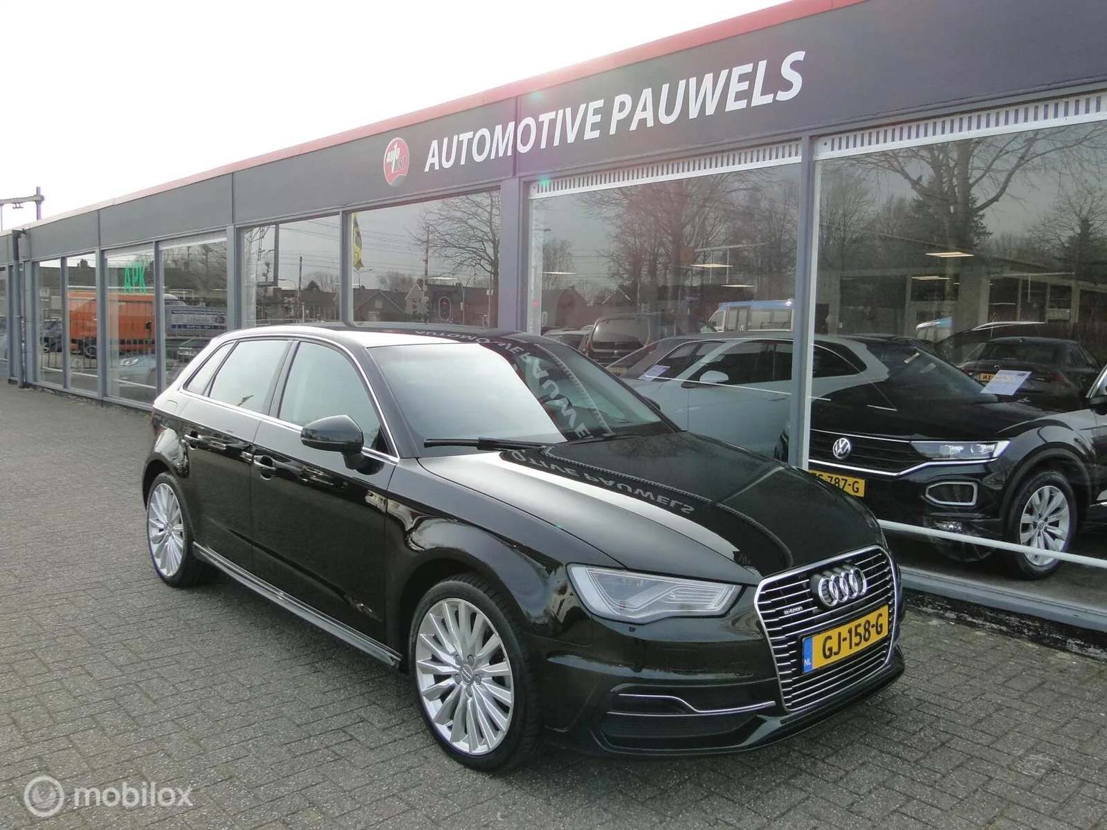 Audi A3 (2015) — foto 1
