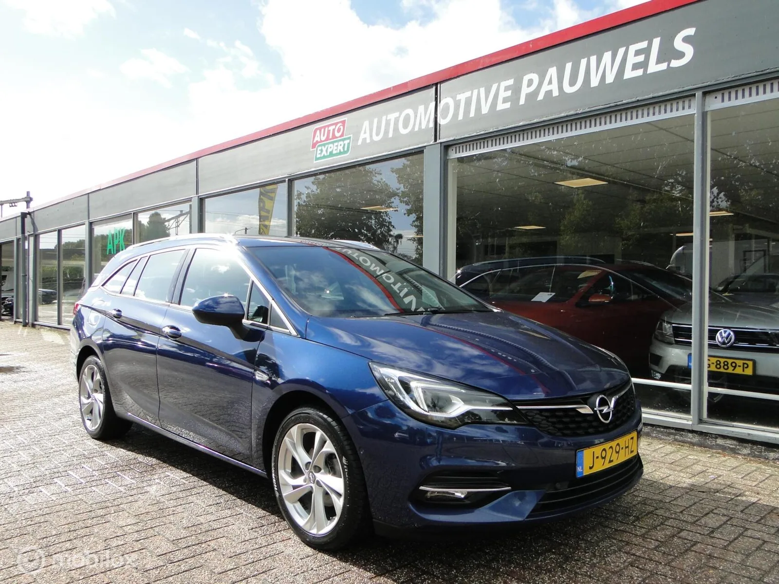 Opel Astra (2020) — foto 1
