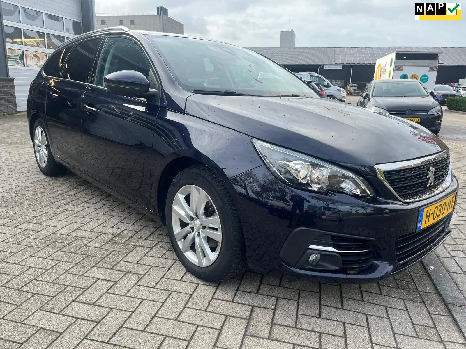 Peugeot 308 (2020) — foto 1