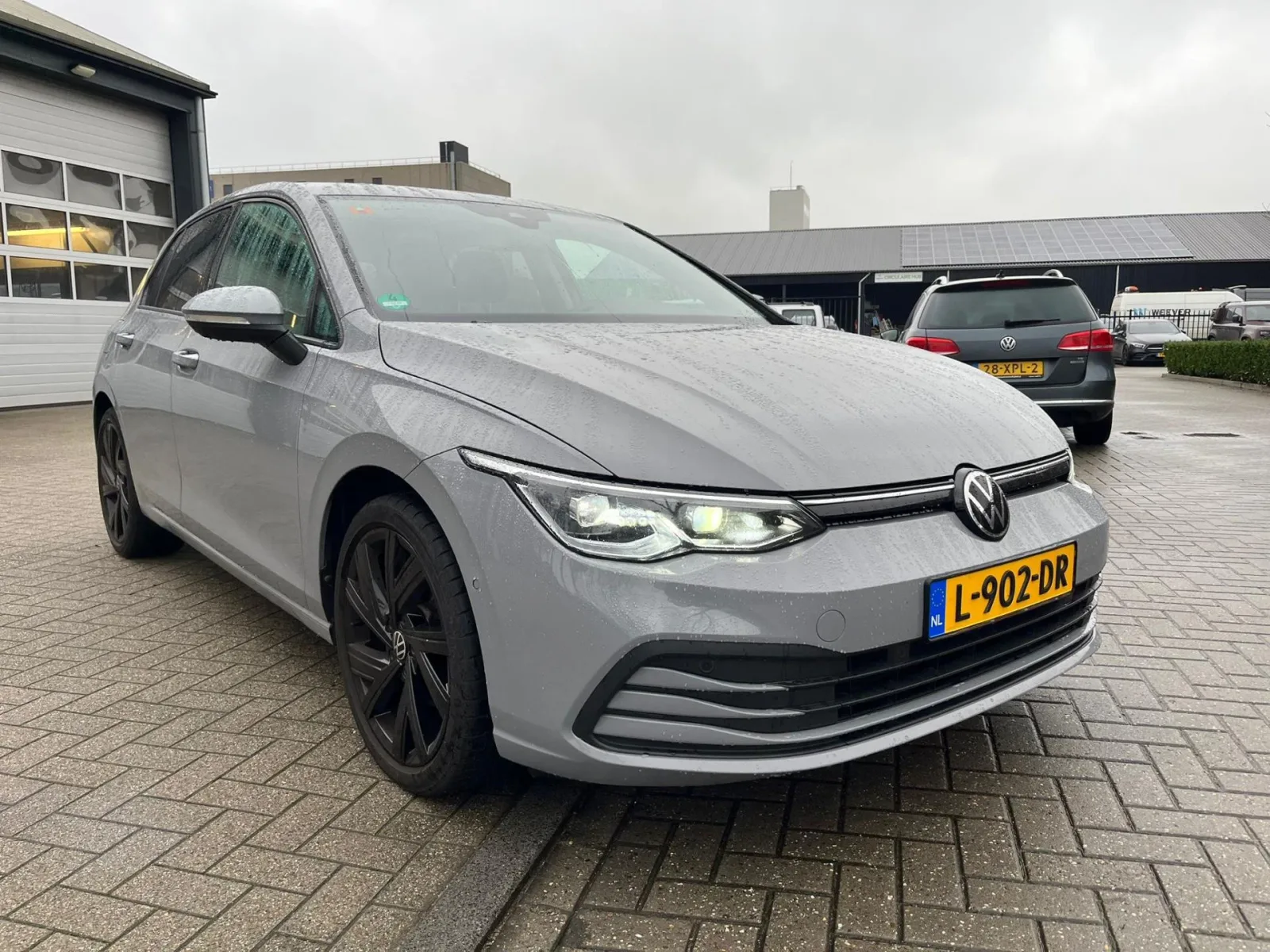 Volkswagen Golf (2021) — foto 1