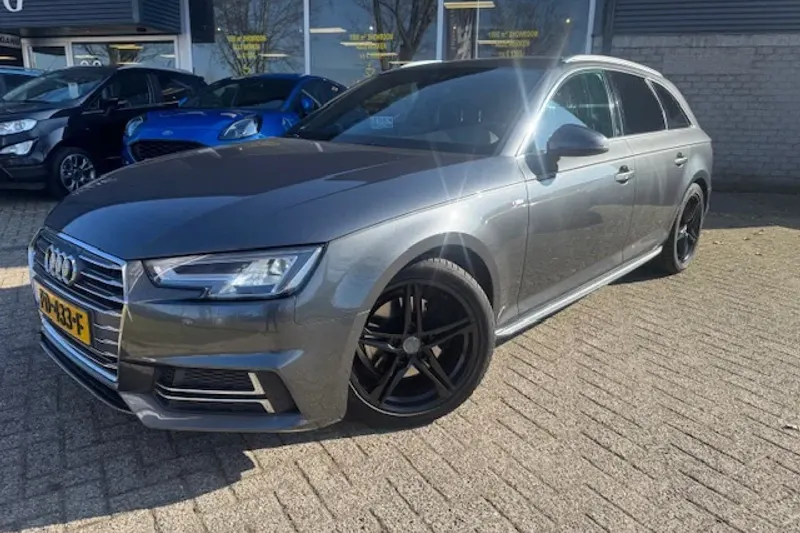 Audi A4 (2017)