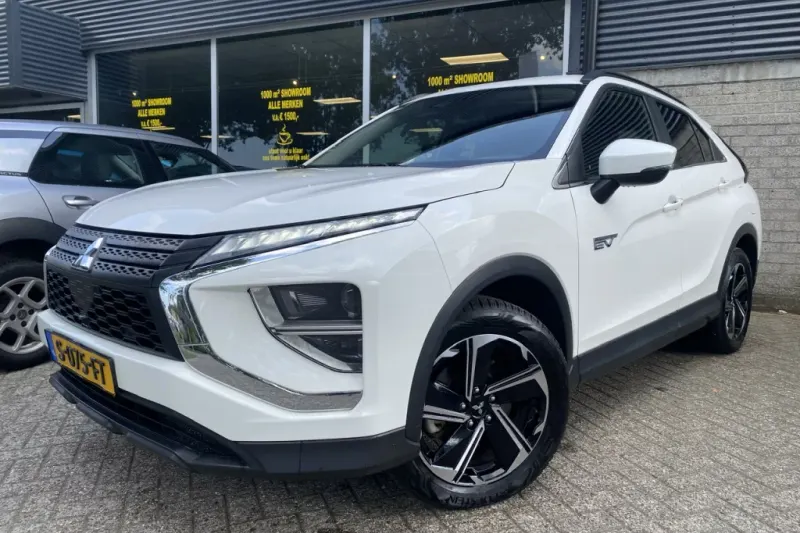 Mitsubishi Eclipse Cross (2022)