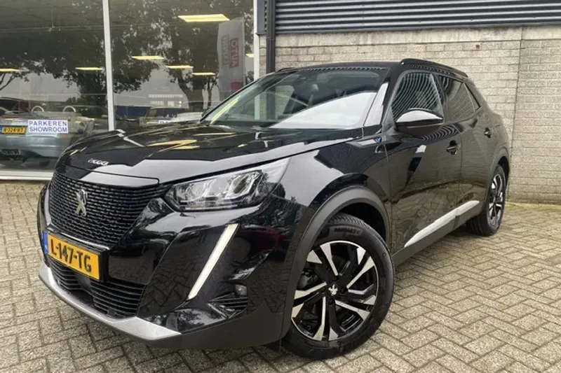 Peugeot e-2008 (2021)