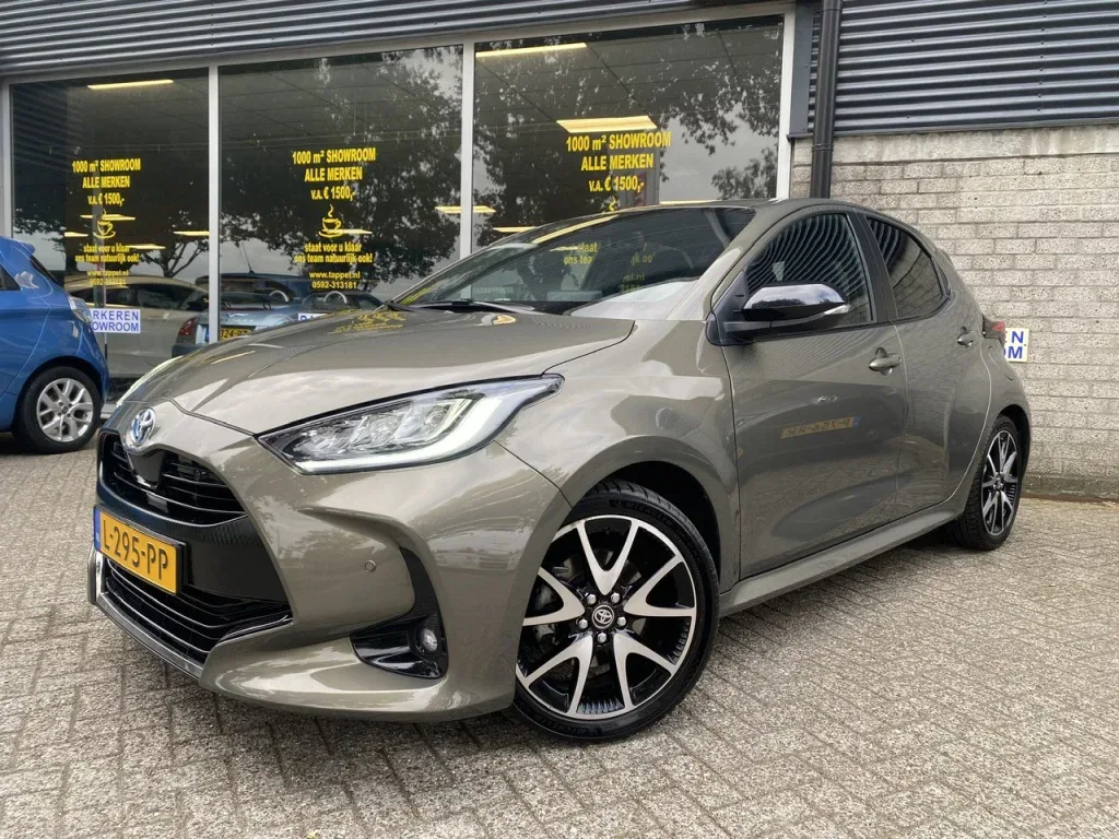 Toyota Yaris (2021) — foto 1