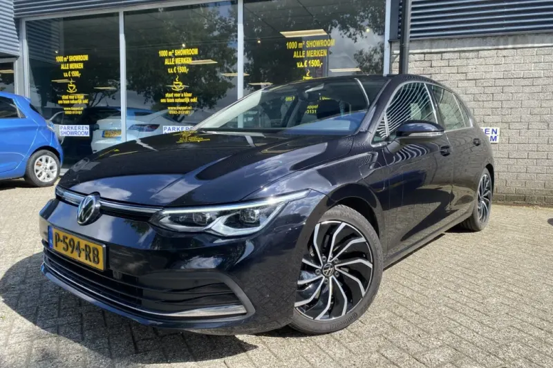 Volkswagen Golf (2022)