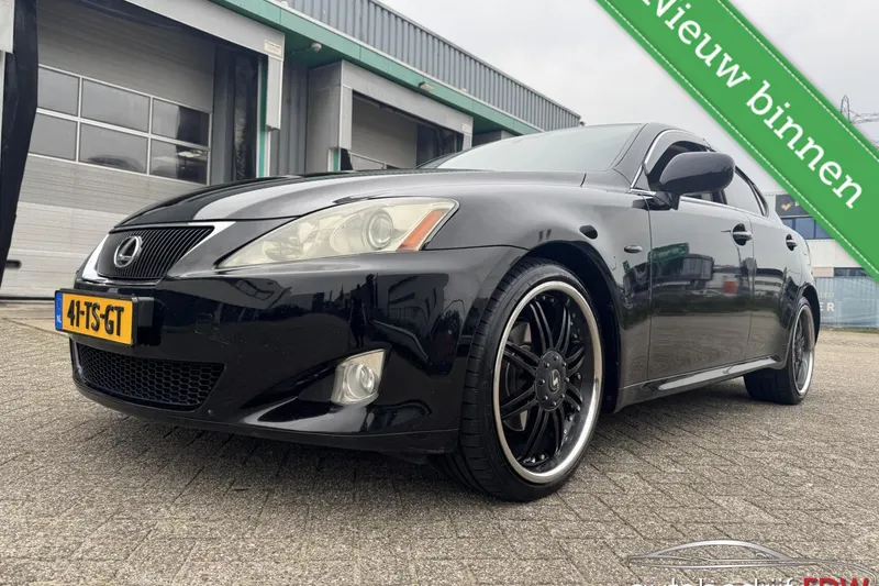 Lexus IS (2007)