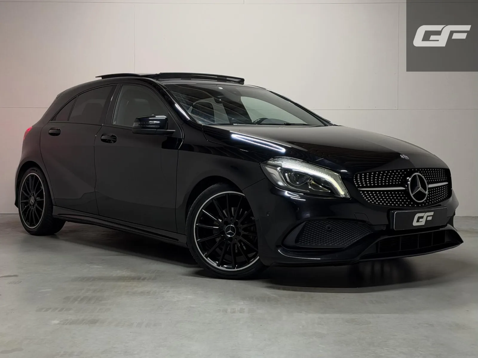 Mercedes-Benz A-Klasse (2016) — foto 1