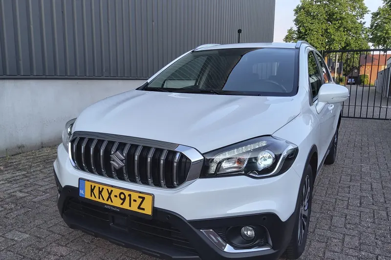 Suzuki S-Cross (2018)
