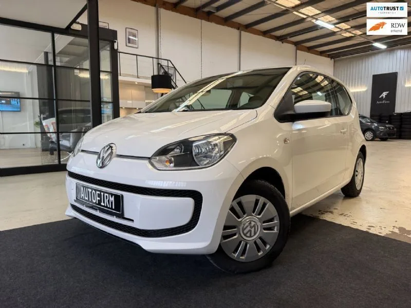 Volkswagen Up! (2012) — foto 1