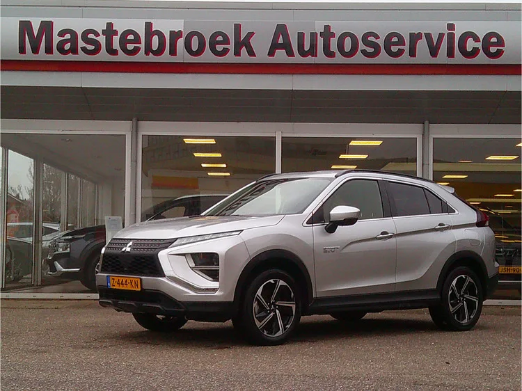 Mitsubishi Eclipse (2021) — foto 1
