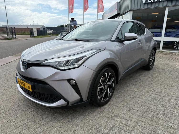 Toyota C-HR (2020) — foto 1