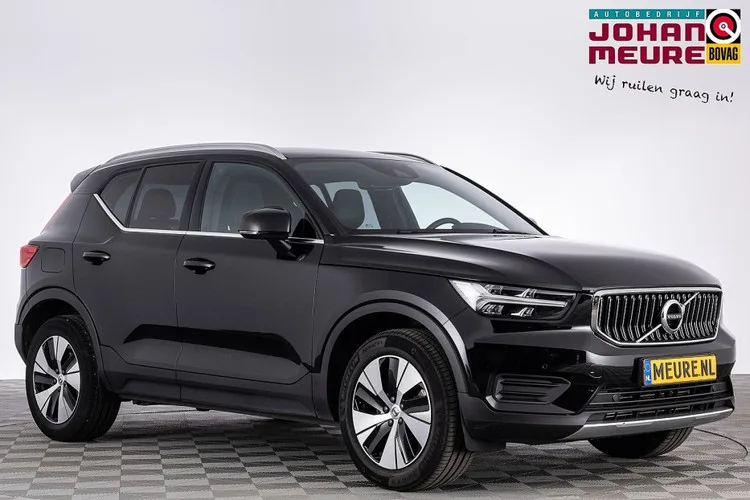Volvo XC40 (2022) — foto 1