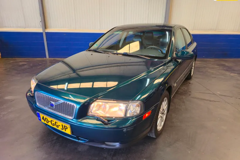 Volvo S80 (2000)