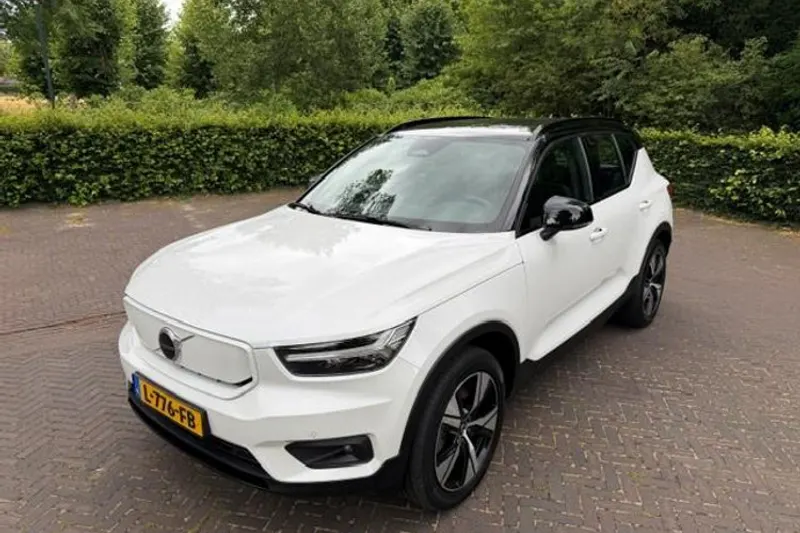 Volvo XC40 (2021)