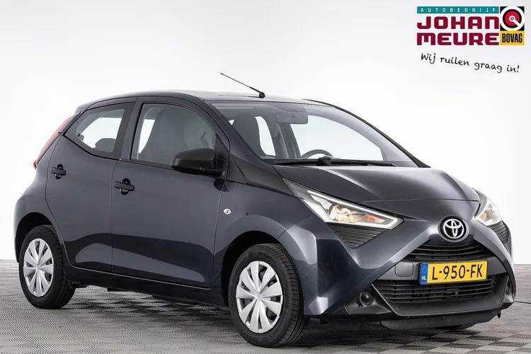 Toyota Aygo (2021) — foto 1