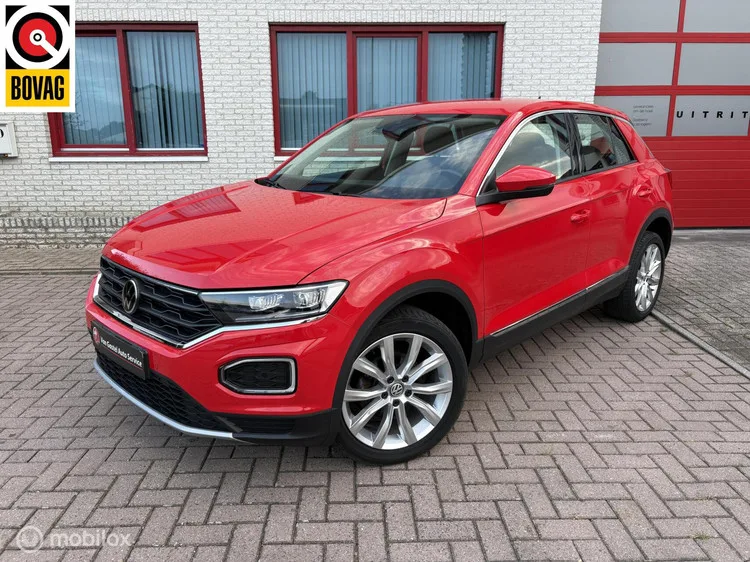 Volkswagen T-Roc (2020) — foto 1