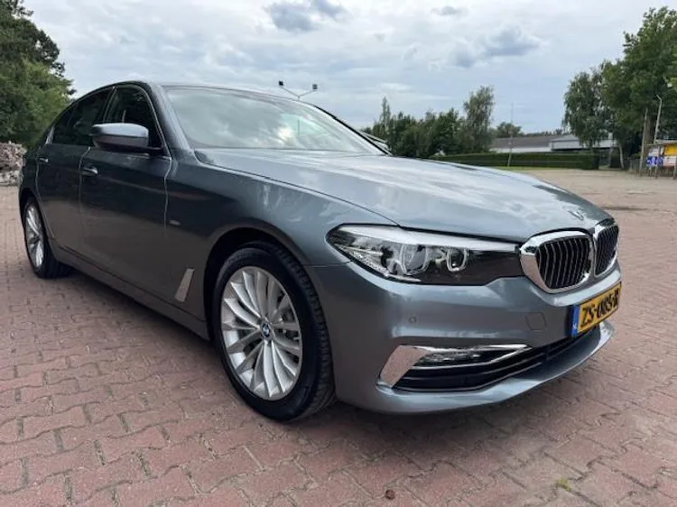 BMW 5-Serie (2017) — foto 1