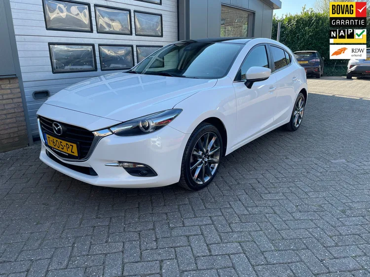 Mazda 3 (2019) — foto 1