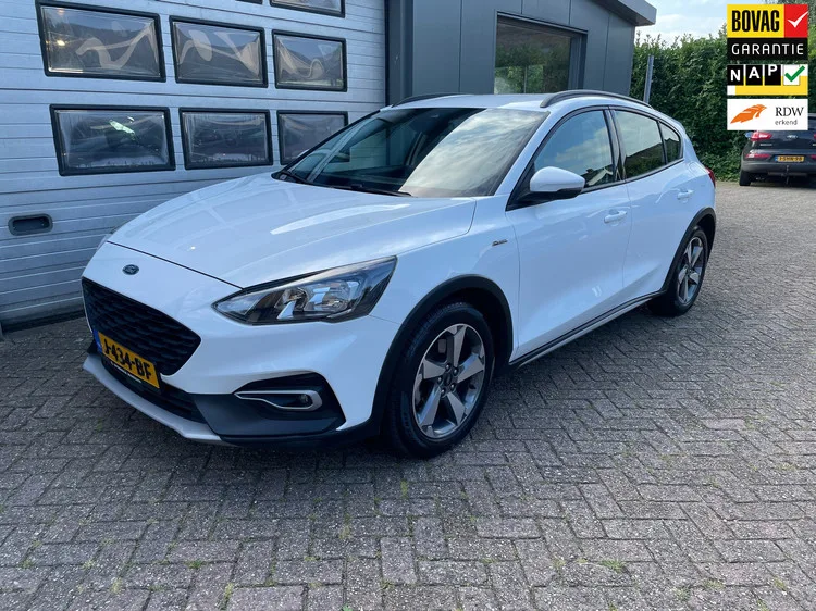 Ford Focus (2020) — foto 1