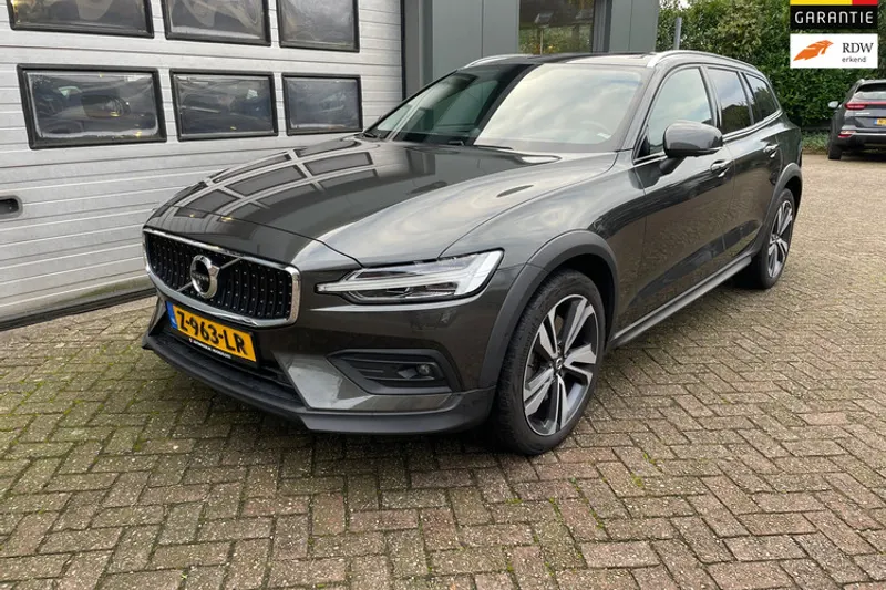 Volvo V60 (2022)