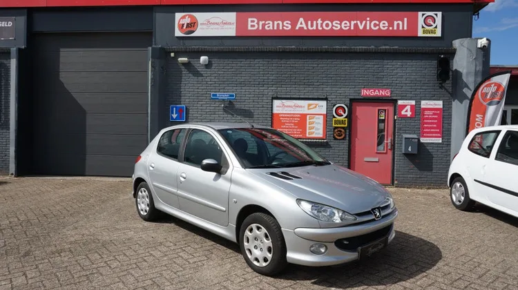 Peugeot 206 (2007) — foto 1