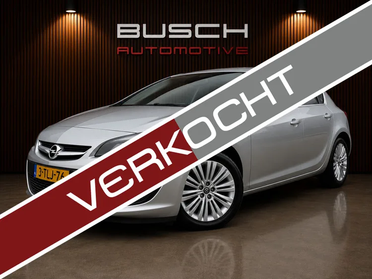 Opel Astra (2014) — foto 1
