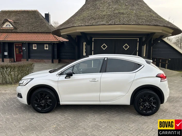 DS 4 (2017) — foto 1